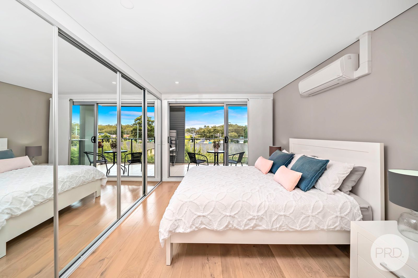 206/6 Bullecourt Street SHOAL BAY 9