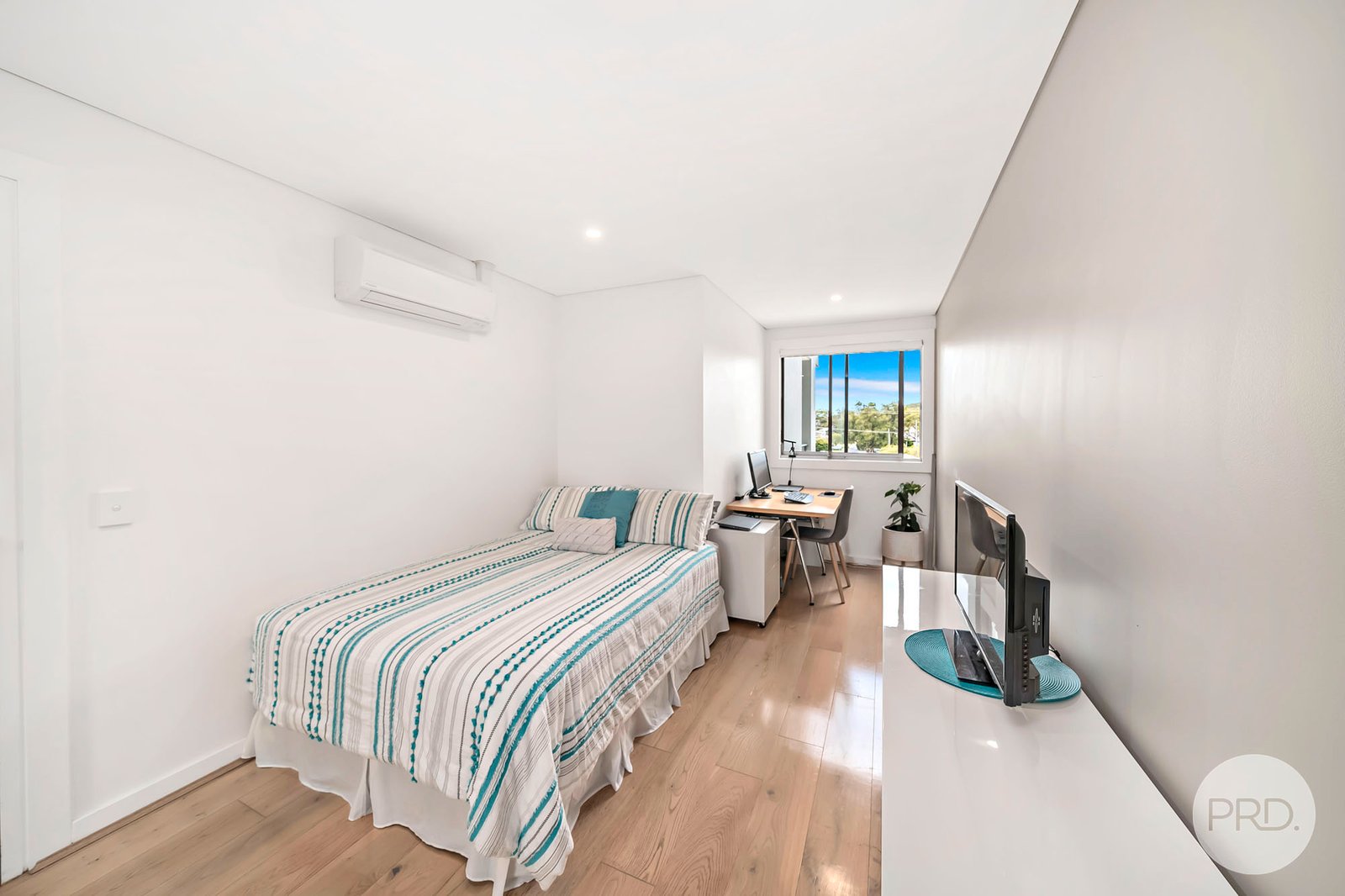 206/6 Bullecourt Street SHOAL BAY 11