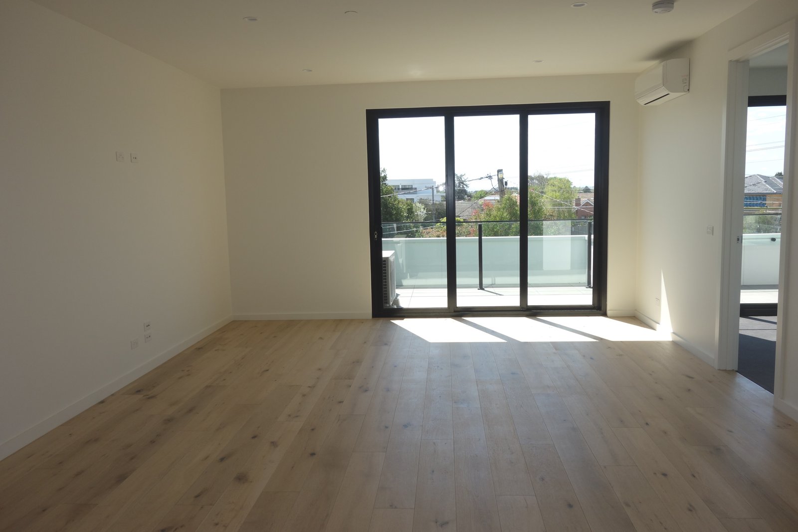 Gallery: 206/6 Dart Street