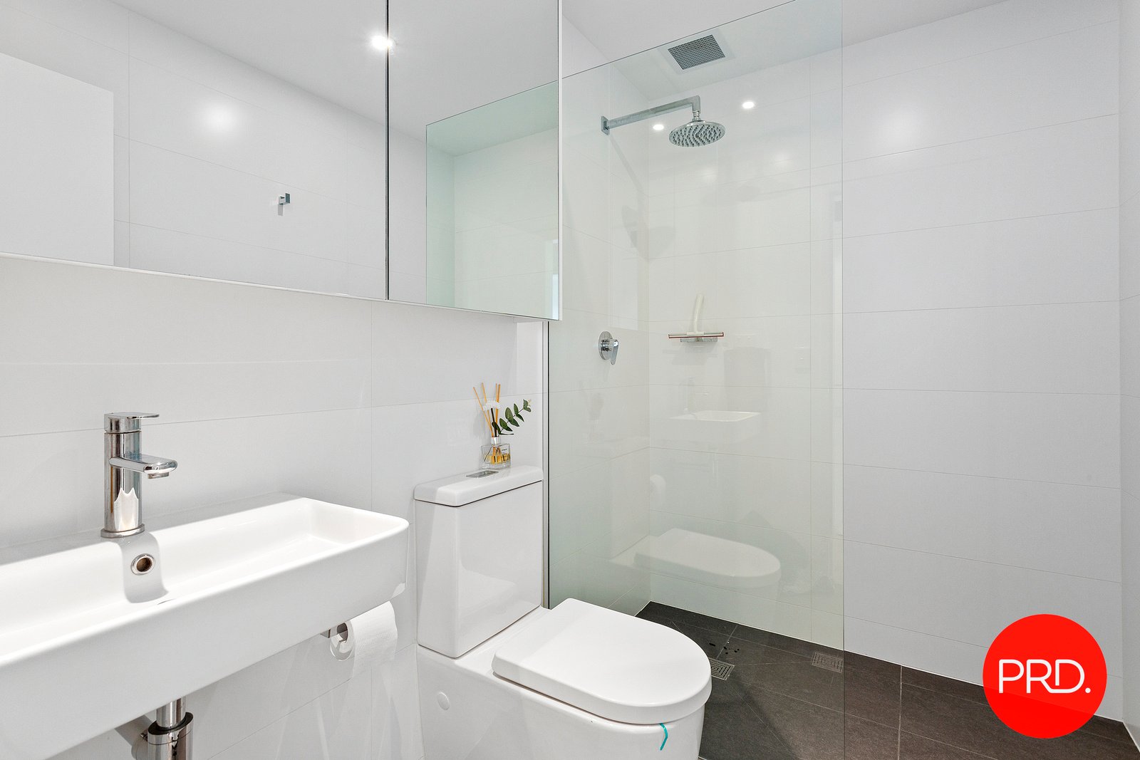206/9 Hirst Street TURRELLA 6