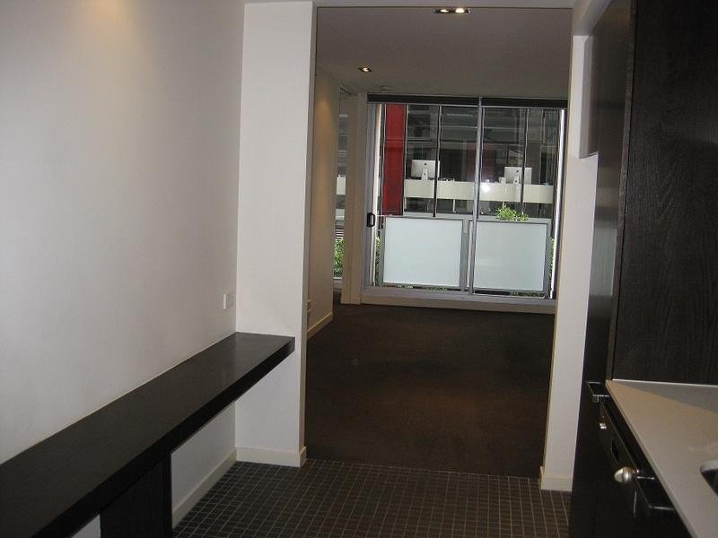 Gallery: 206V/162 Albert Street