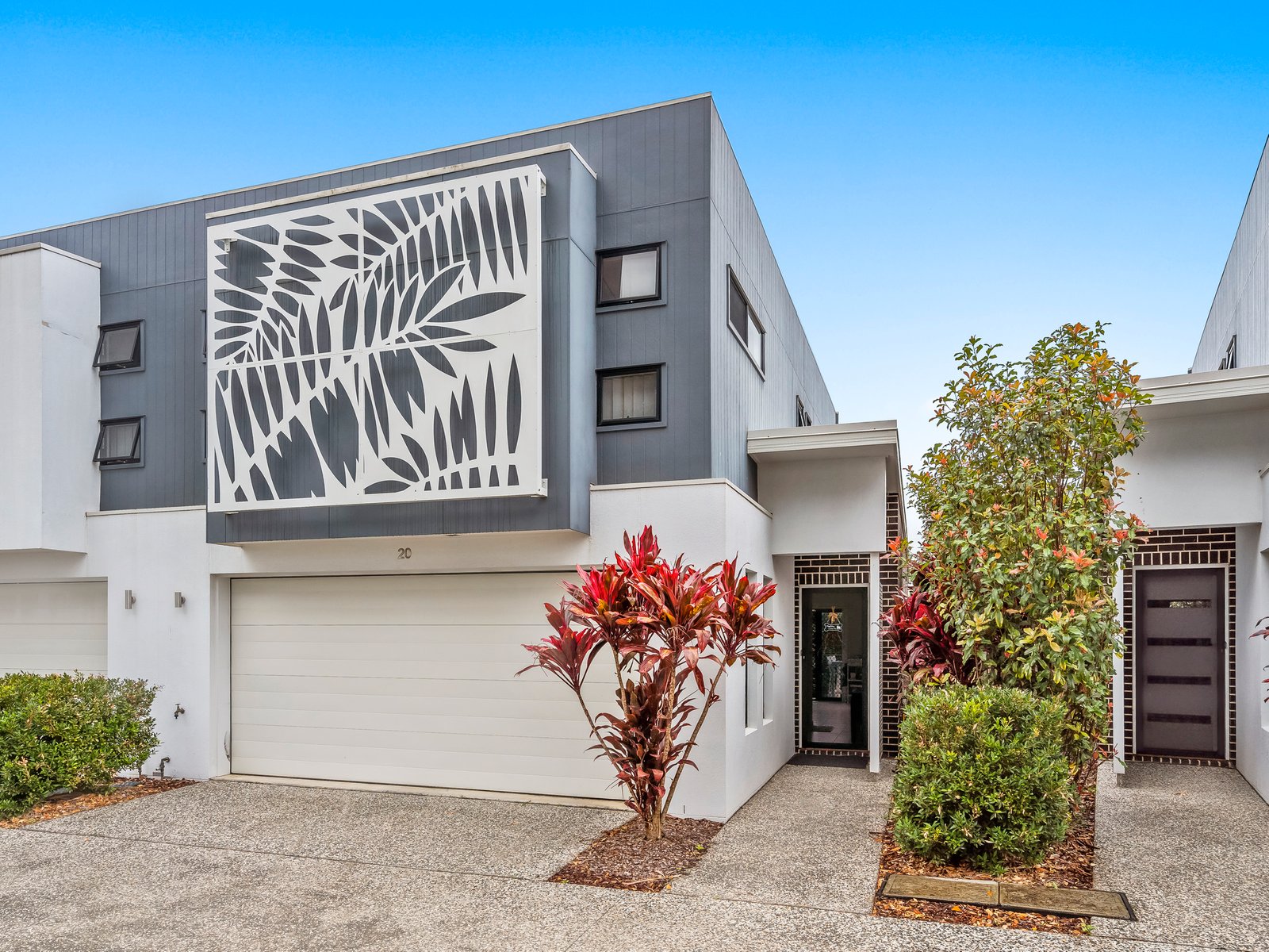 20/7 Border Drive North CURRUMBIN WATERS 1