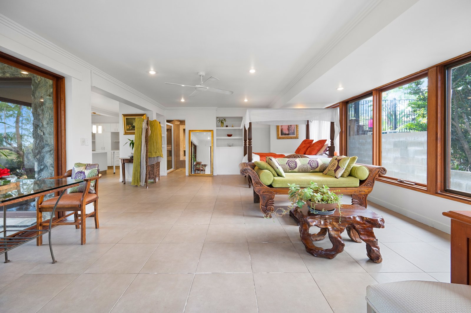 207 Heeb Street ASHMORE 5