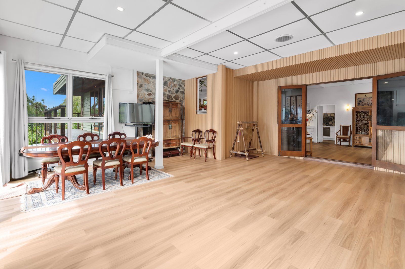 207 Heeb Street ASHMORE 11