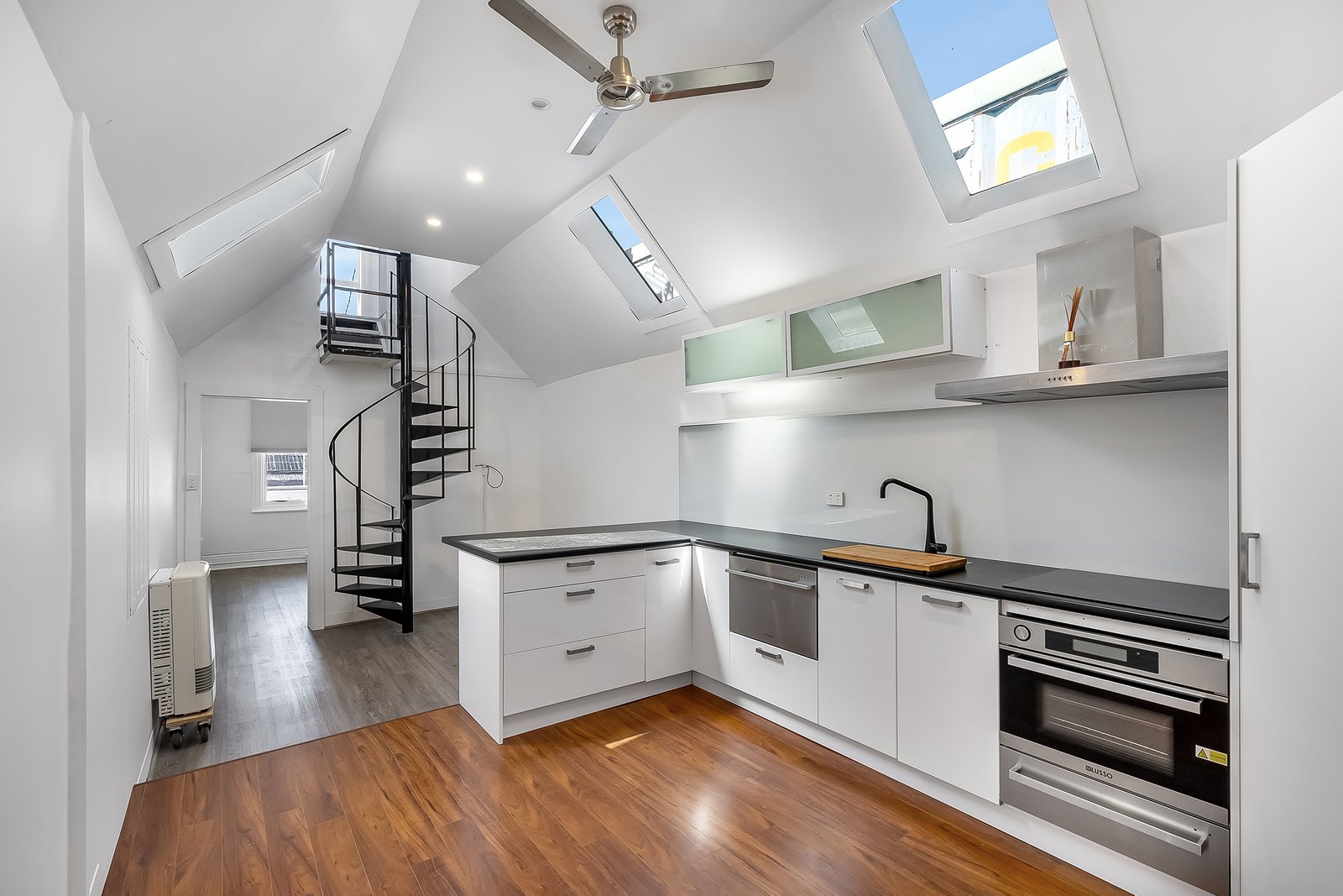 207 Melville Street WEST HOBART 4