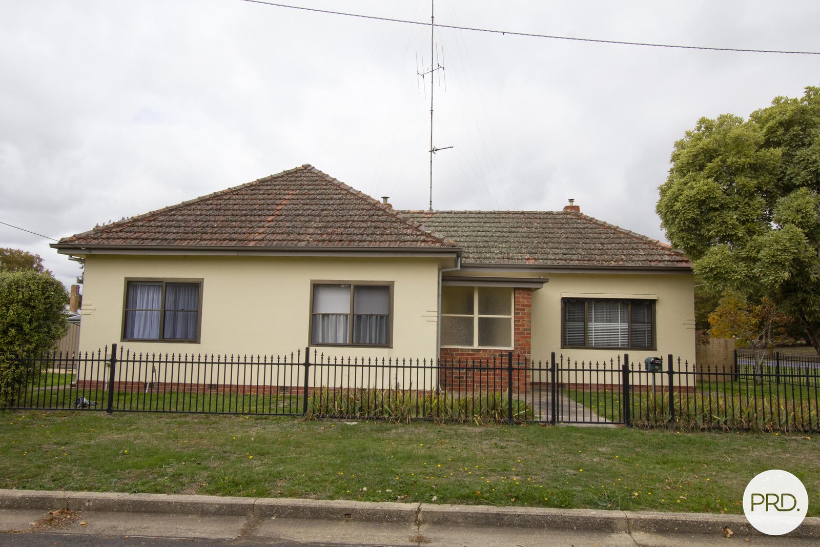 207 Russell Street NEWINGTON 1