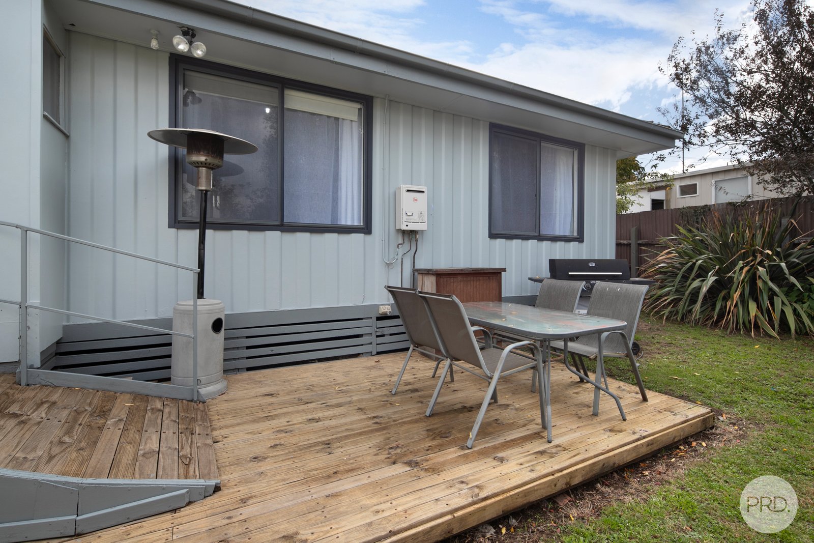 207 Sutton Street REDAN 11
