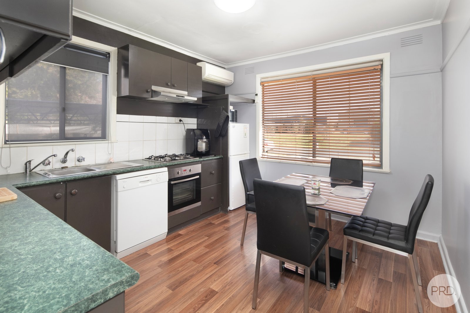 207 Sutton Street REDAN 5