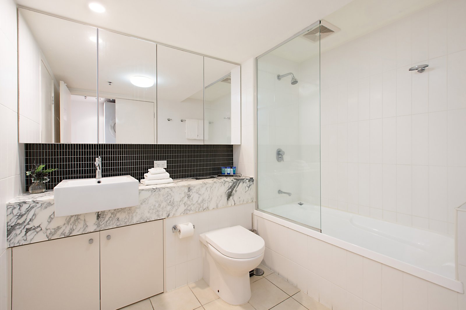 2071/14-22 Stuart St  TWEED HEADS 9