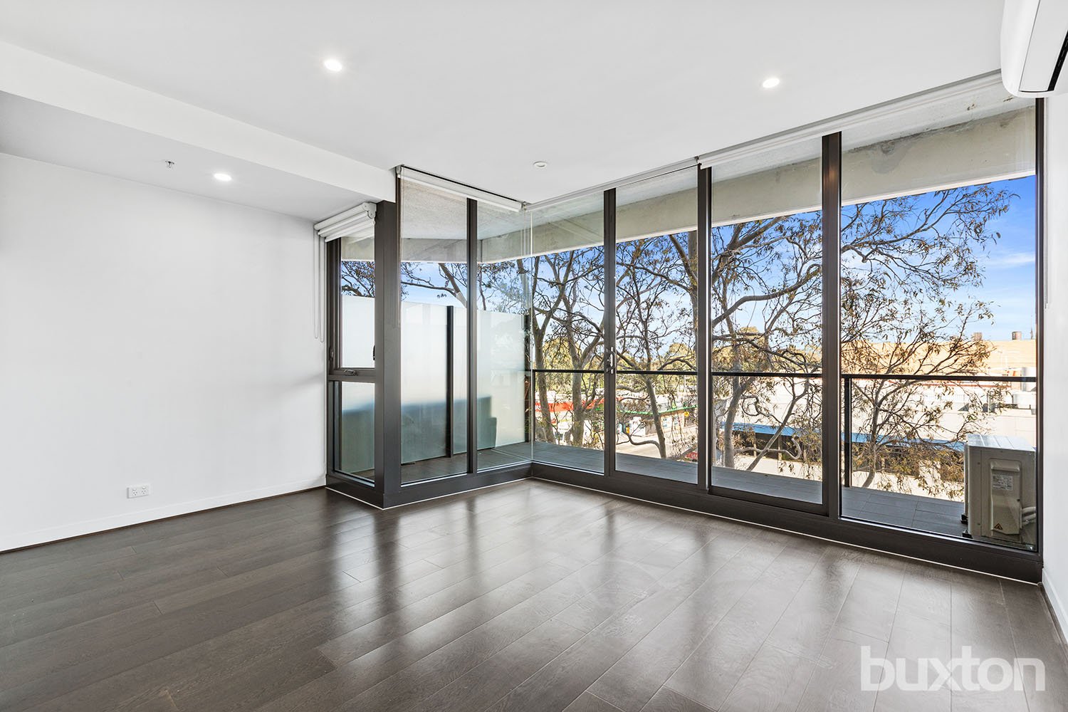Gallery: 207/18 McCombie Street
