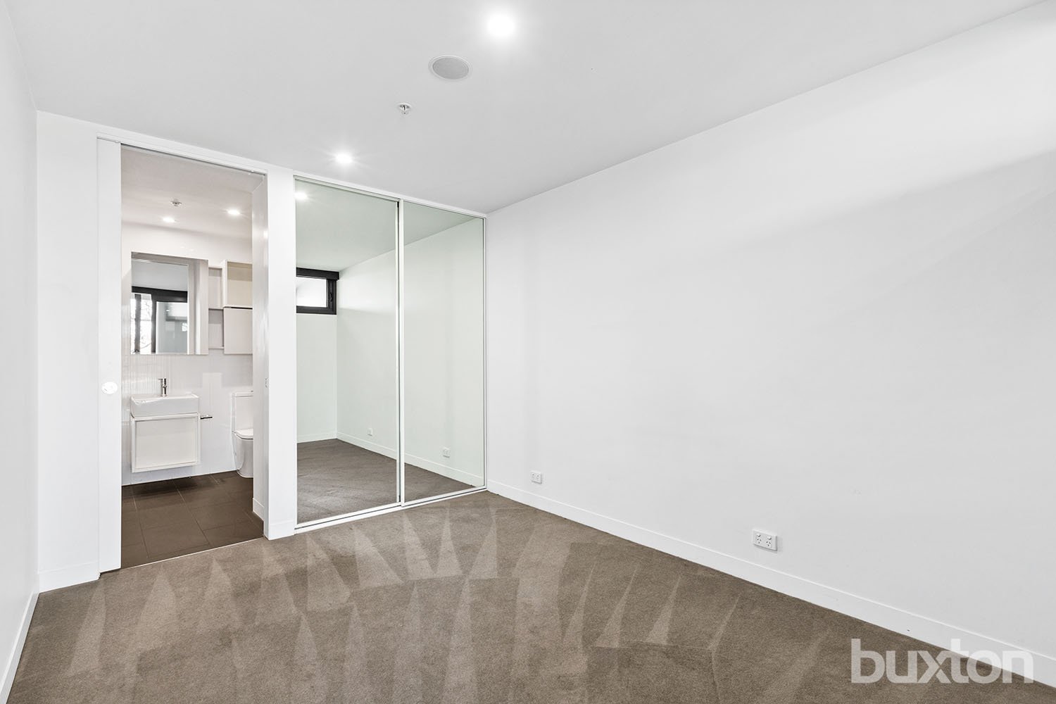 Gallery: 207/18 McCombie Street