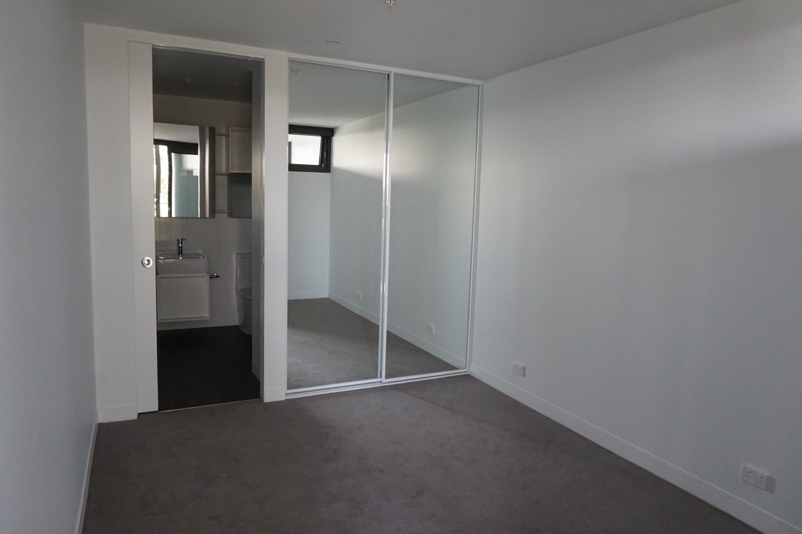 Gallery: 207/18 McCombie Street