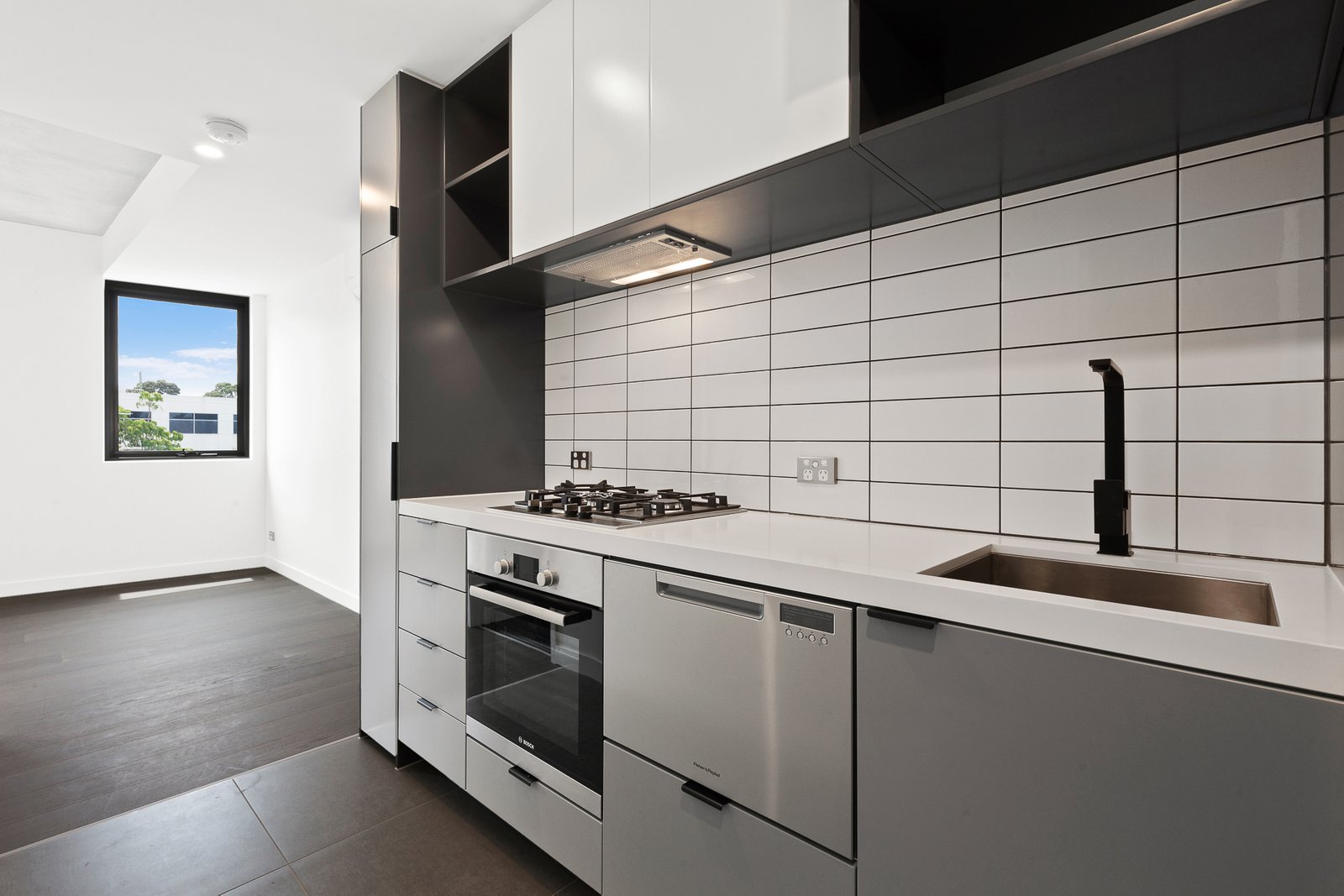 Gallery: 207/196 St Kilda Road
