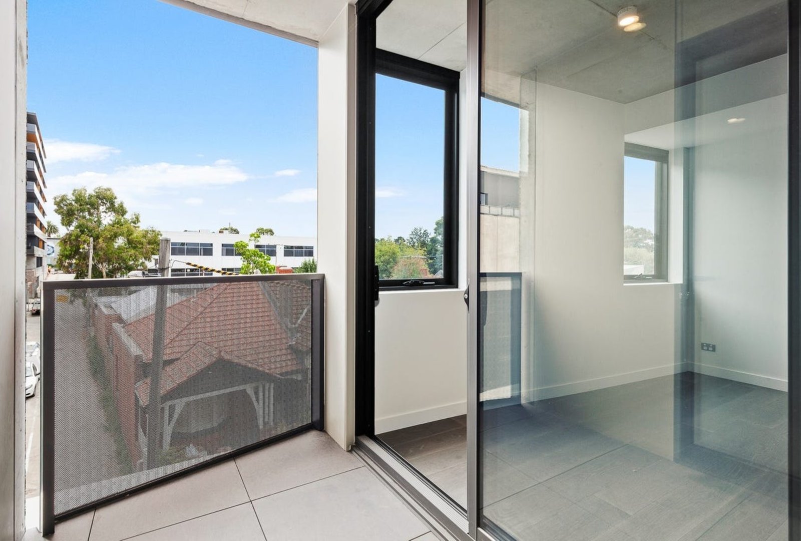 Gallery: 207/196 St Kilda Road