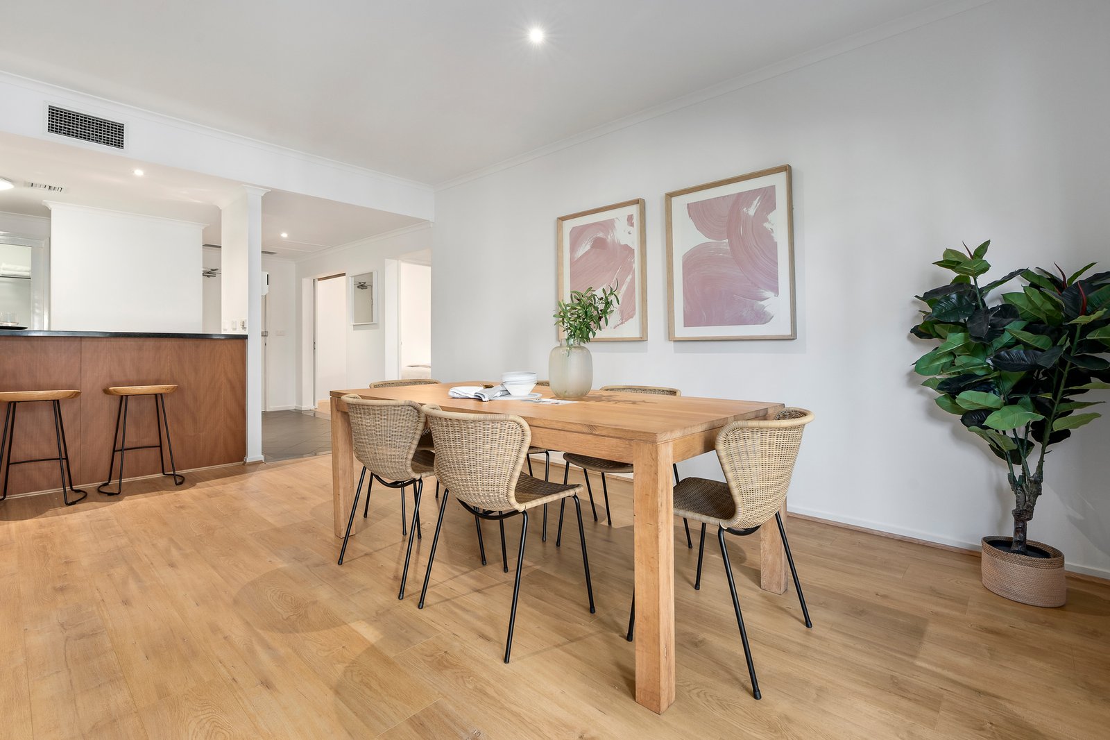 Gallery: 207/26 Queens Road