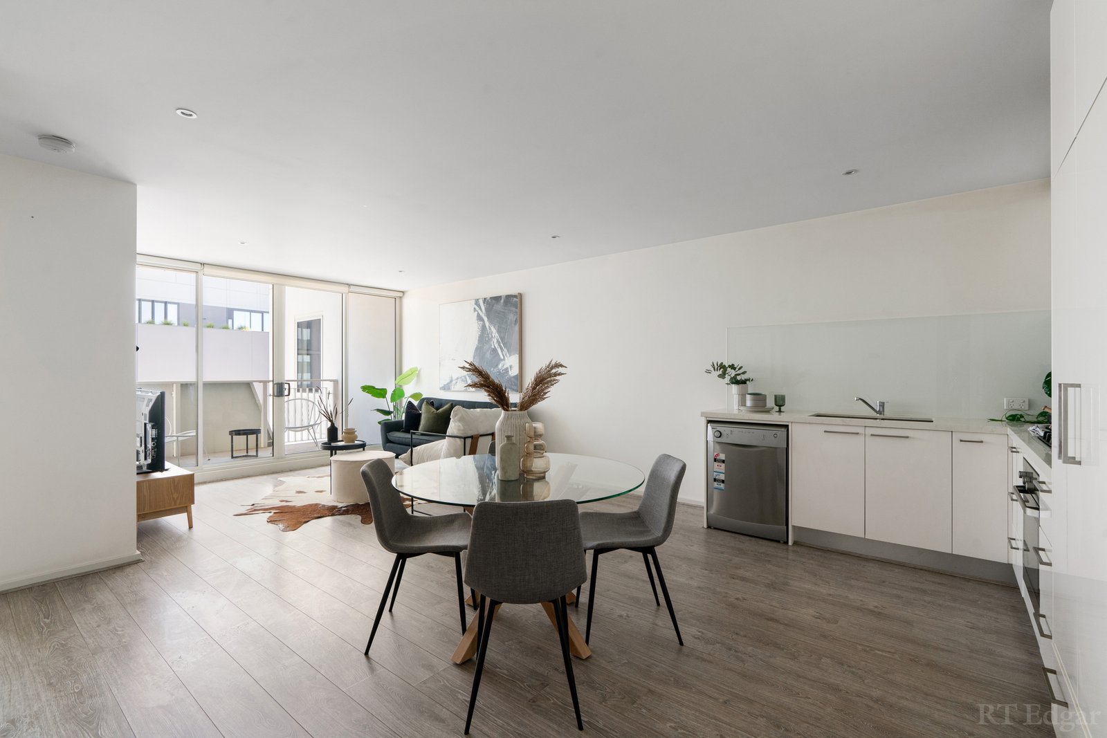 Real Estate and Property in 207/277 Raglan Street, Preston, VIC