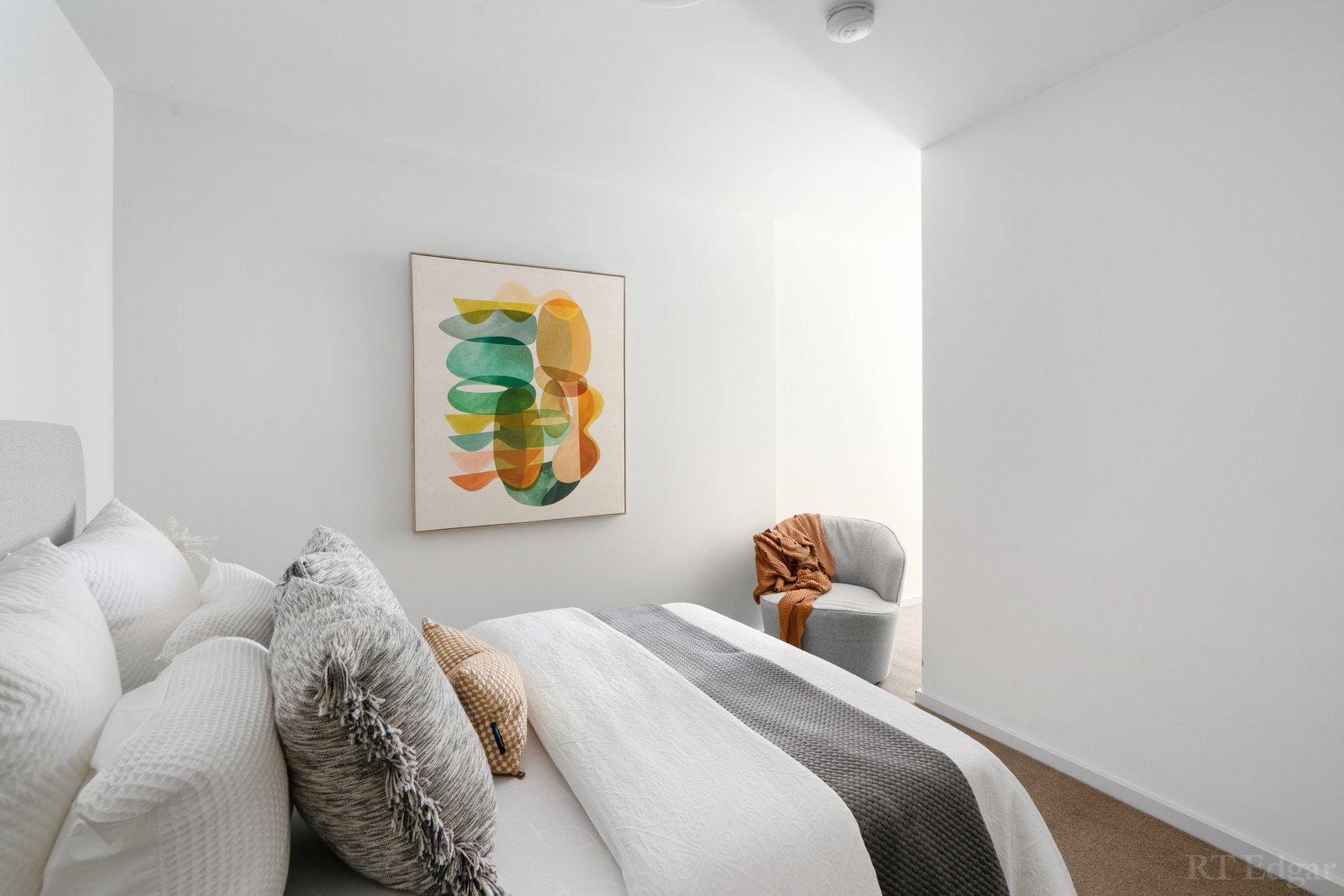 Real Estate and Property in 207/277 Raglan Street, Preston, VIC