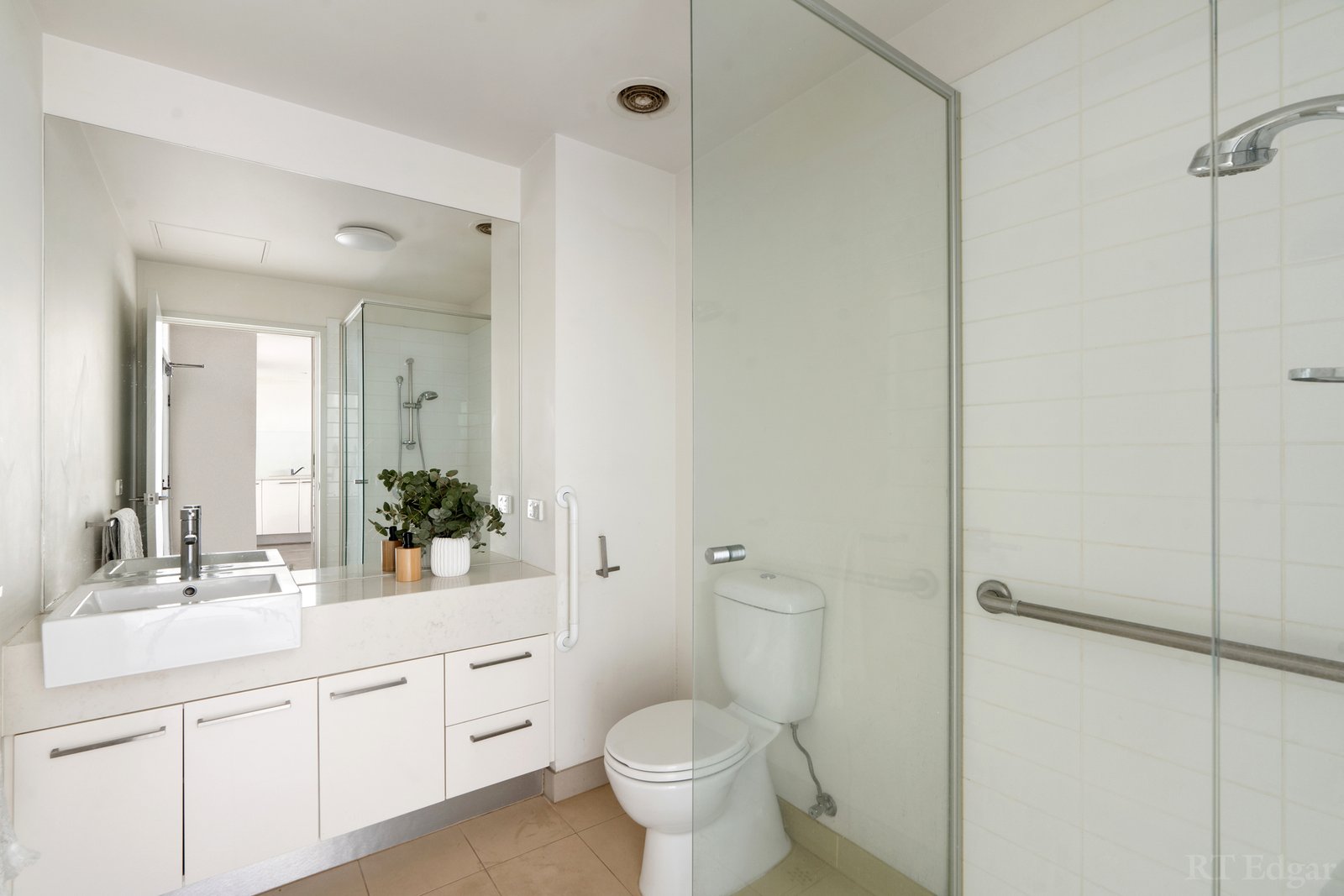 Real Estate and Property in 207/277 Raglan Street, Preston, VIC