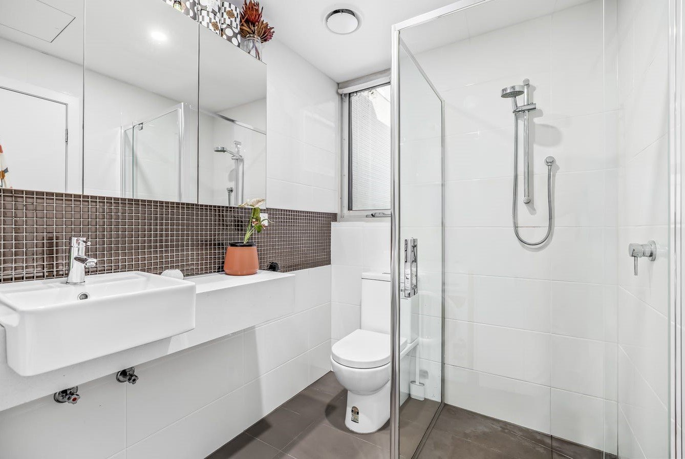 Real Estate and Property in 207/33 Seymour Street, Preston, VIC