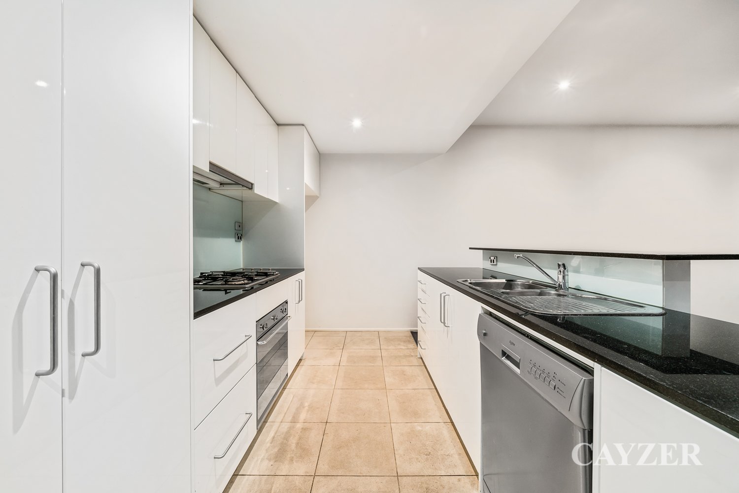 Gallery: 207/348 Beaconsfield Parade