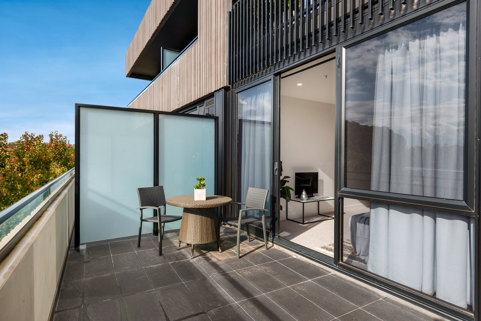 Gallery: 207/36 Lilydale Grove