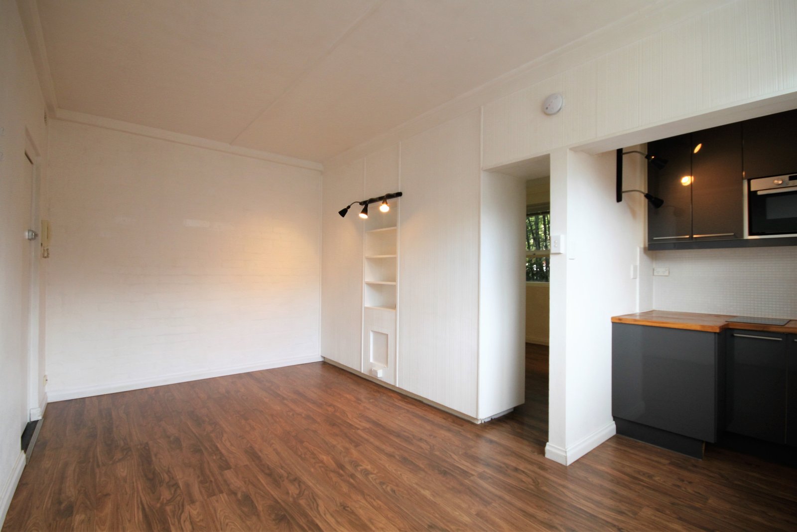 Gallery: 207/363 Beaconsfield Parade
