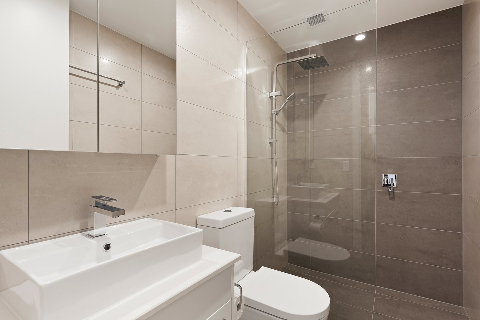 Gallery: 207/39-41 Mavho Street