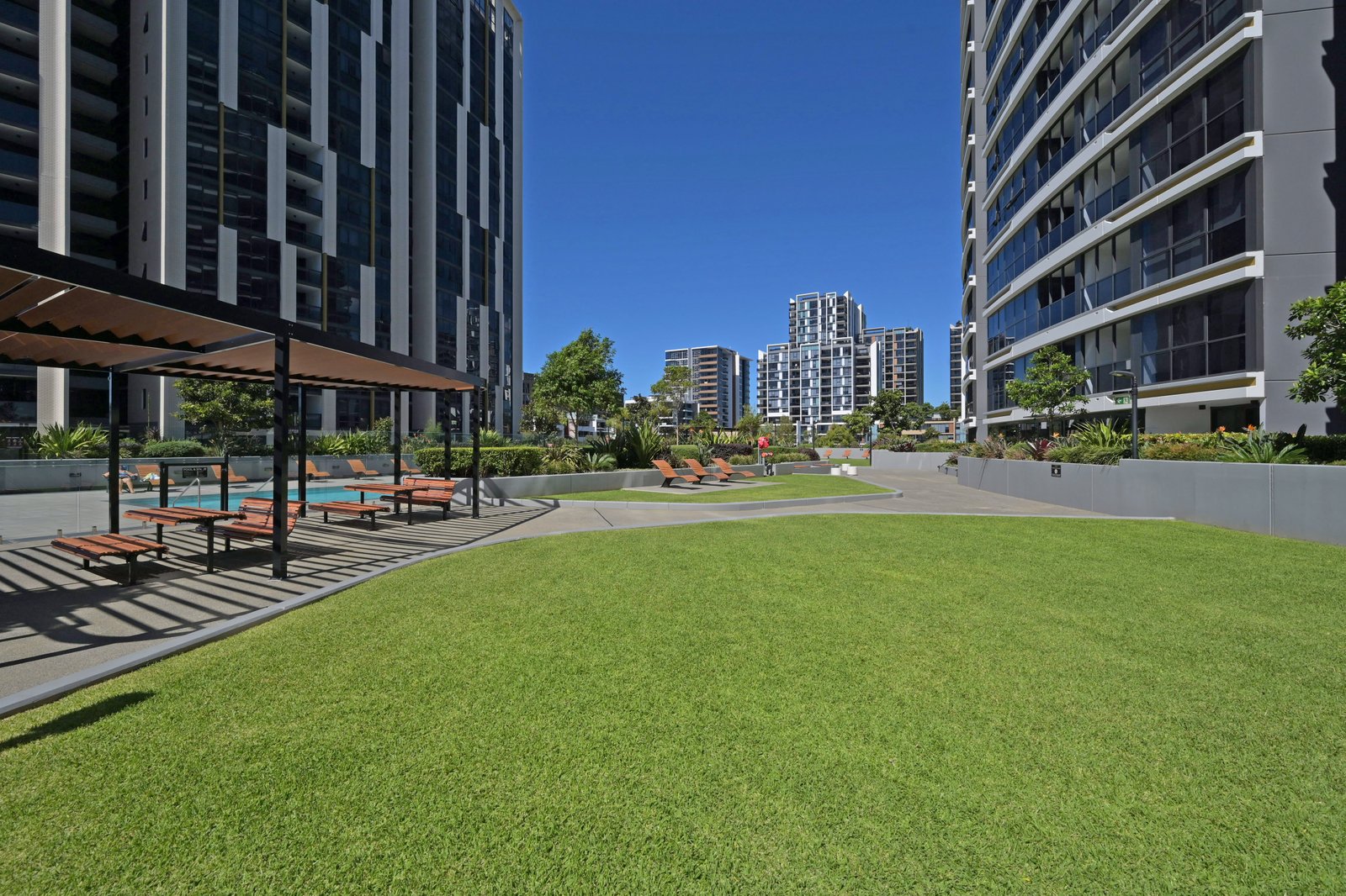 207/4 Finch Drive EASTGARDENS 9