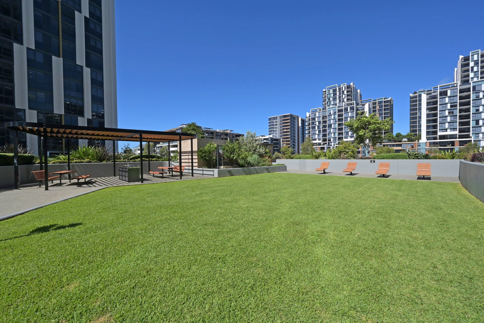 207/4 Finch Drive EASTGARDENS 11