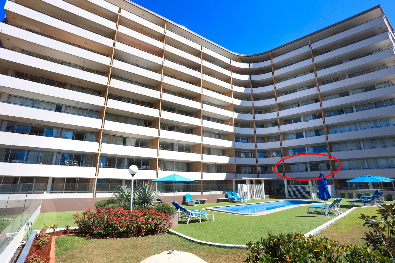 207/40 The Esplanade SURFERS PARADISE 2