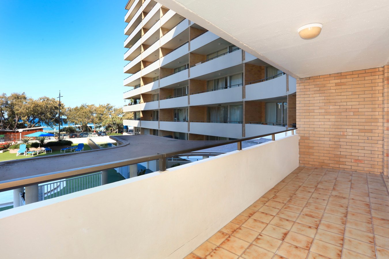 207/40 The Esplanade SURFERS PARADISE 13