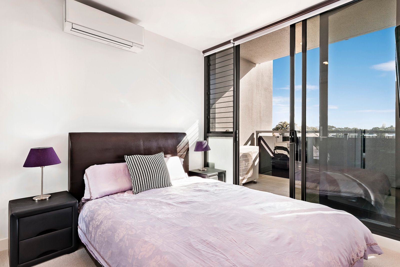 Gallery: 207/427 Hampton Street
