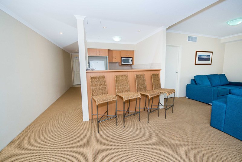 207/43 Shoal Bay Road SHOAL BAY 4