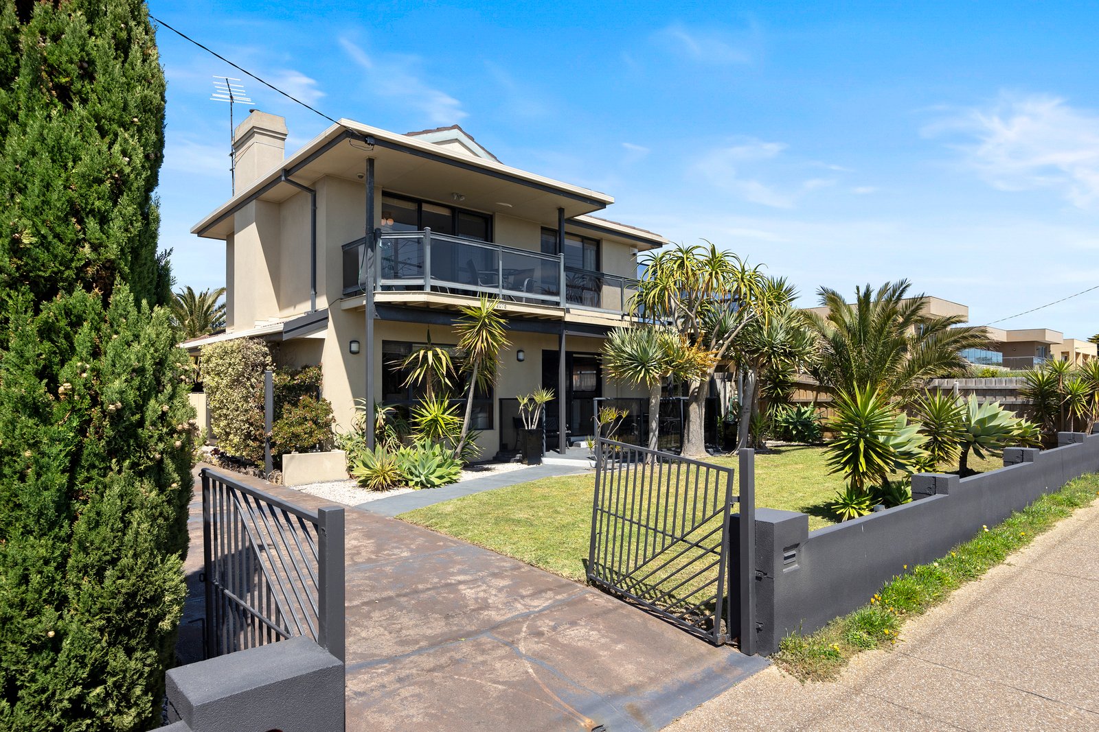 Real Estate and Property in 2075 Point Nepean Road, Rye, VIC