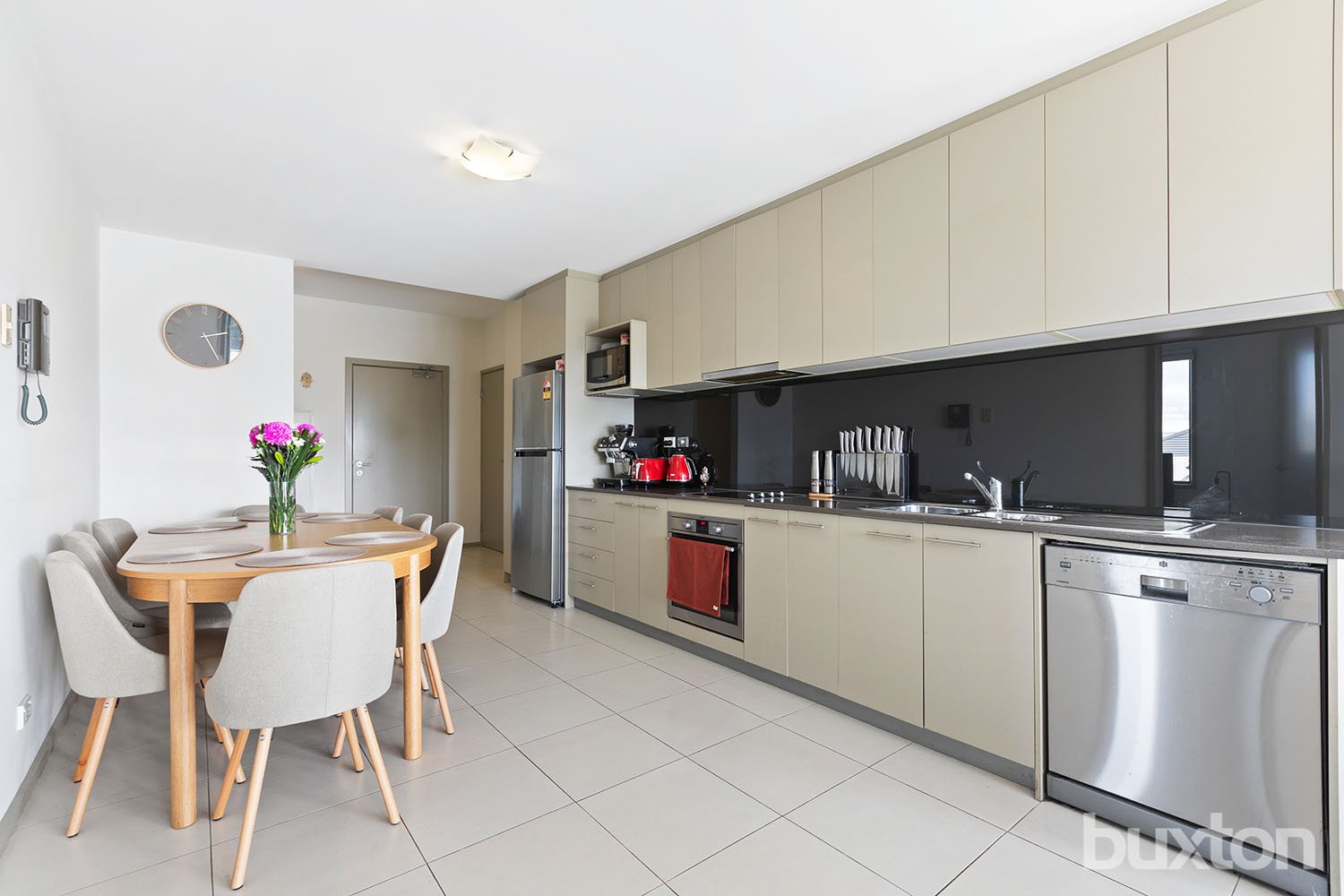 Gallery: 20/76 East Boundary Road