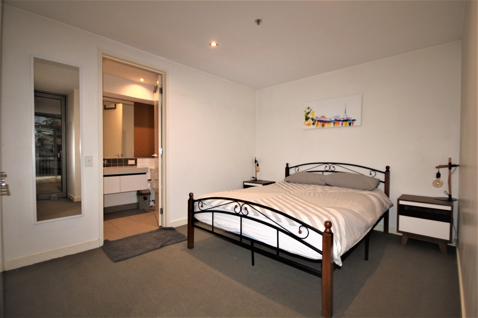 Gallery: 207/91 Dow Street