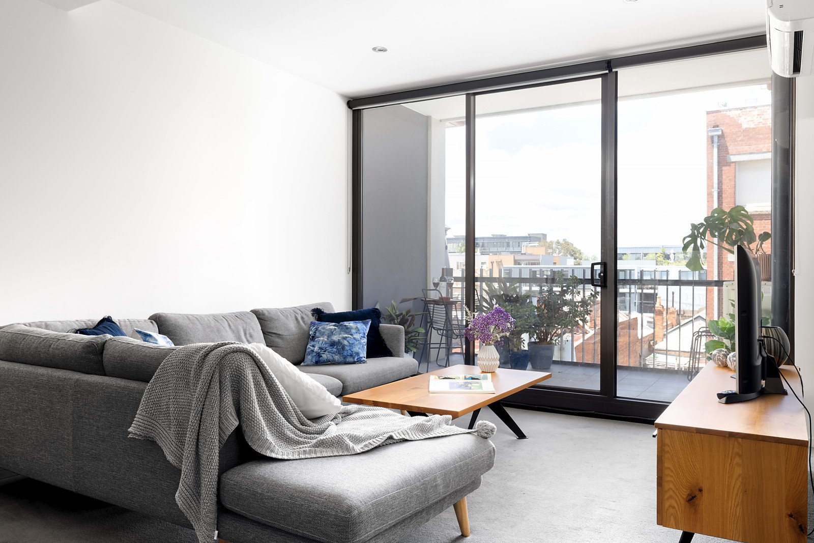 207/96 Charles Street, Fitzroy VIC