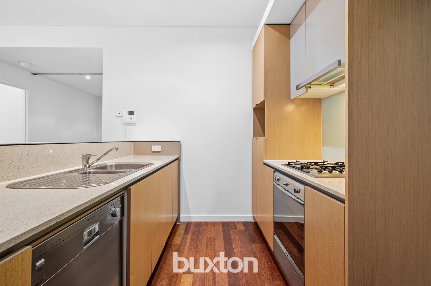 Gallery: 207G/93 Dow Street