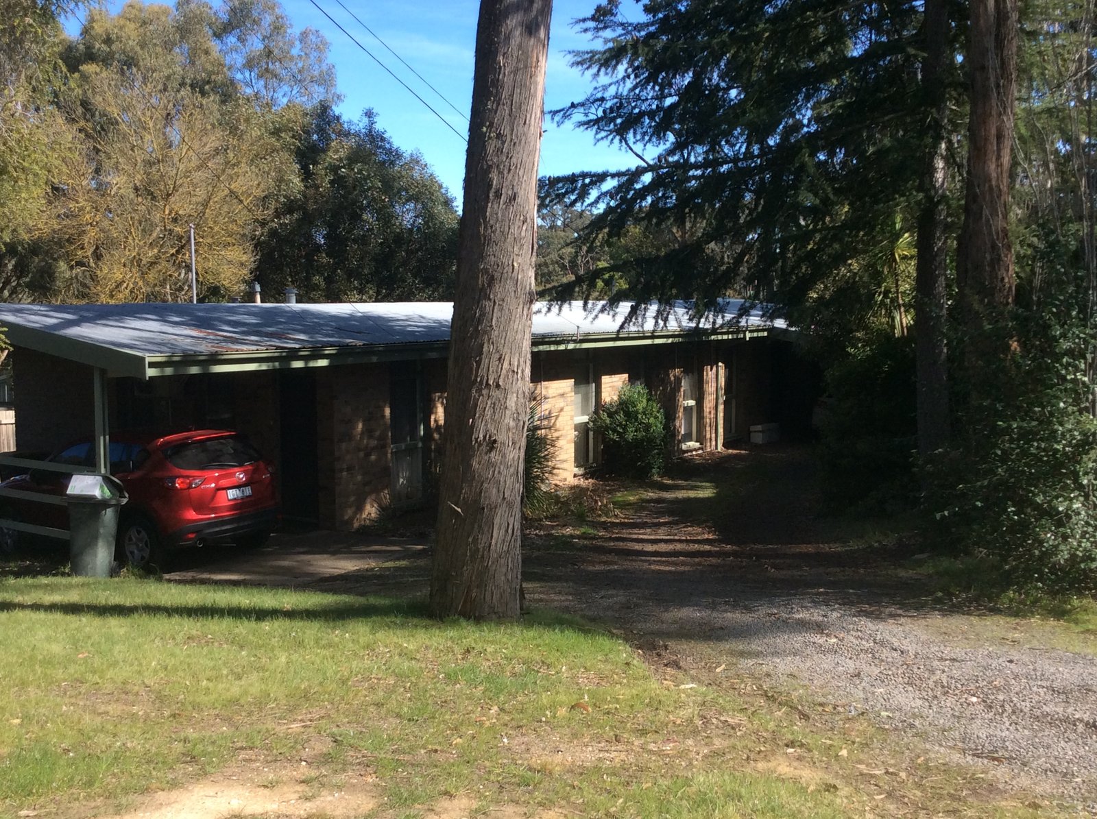 208 Eddy Avenue MOUNT HELEN 1