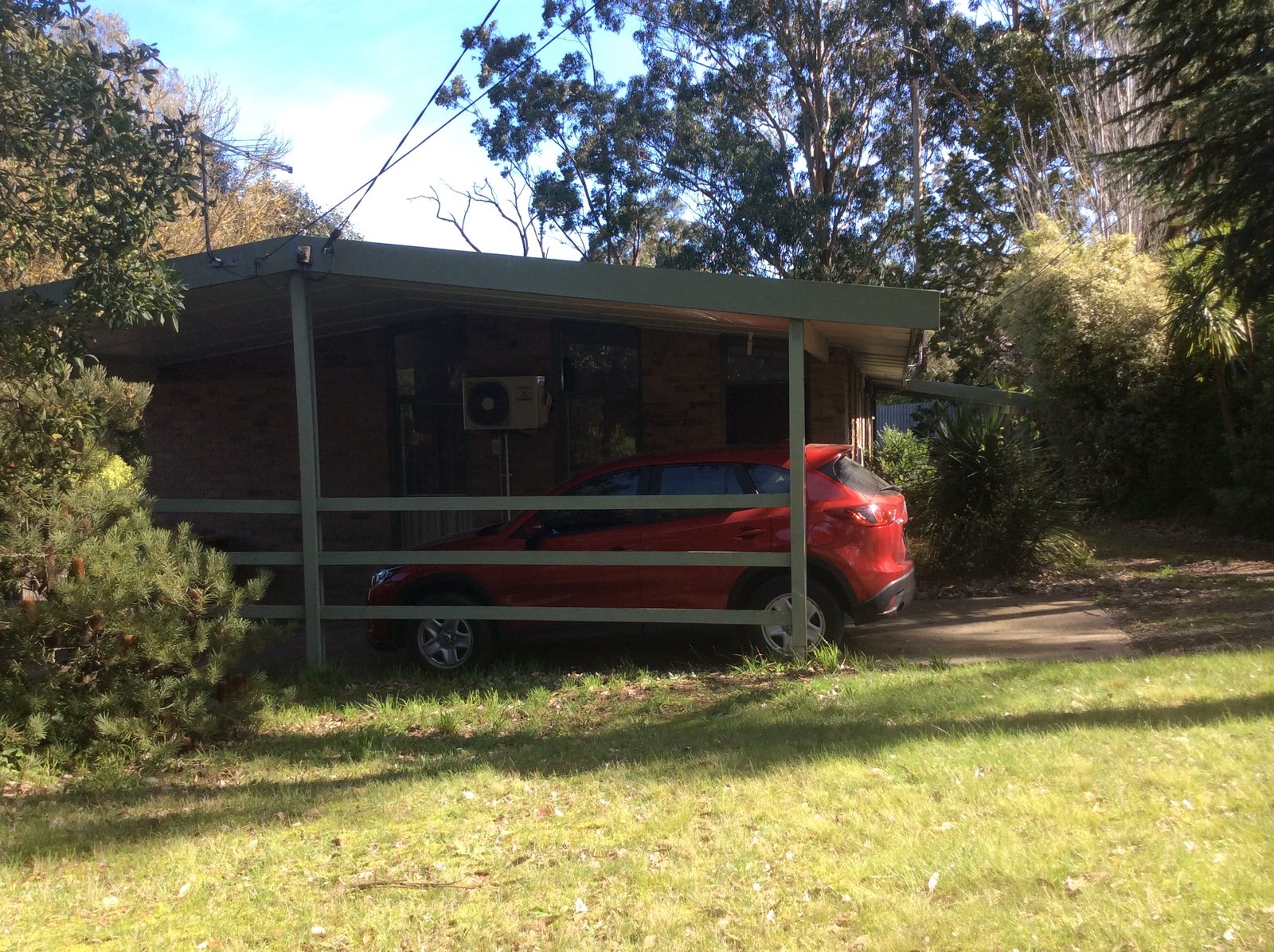 208 Eddy Avenue MOUNT HELEN 2