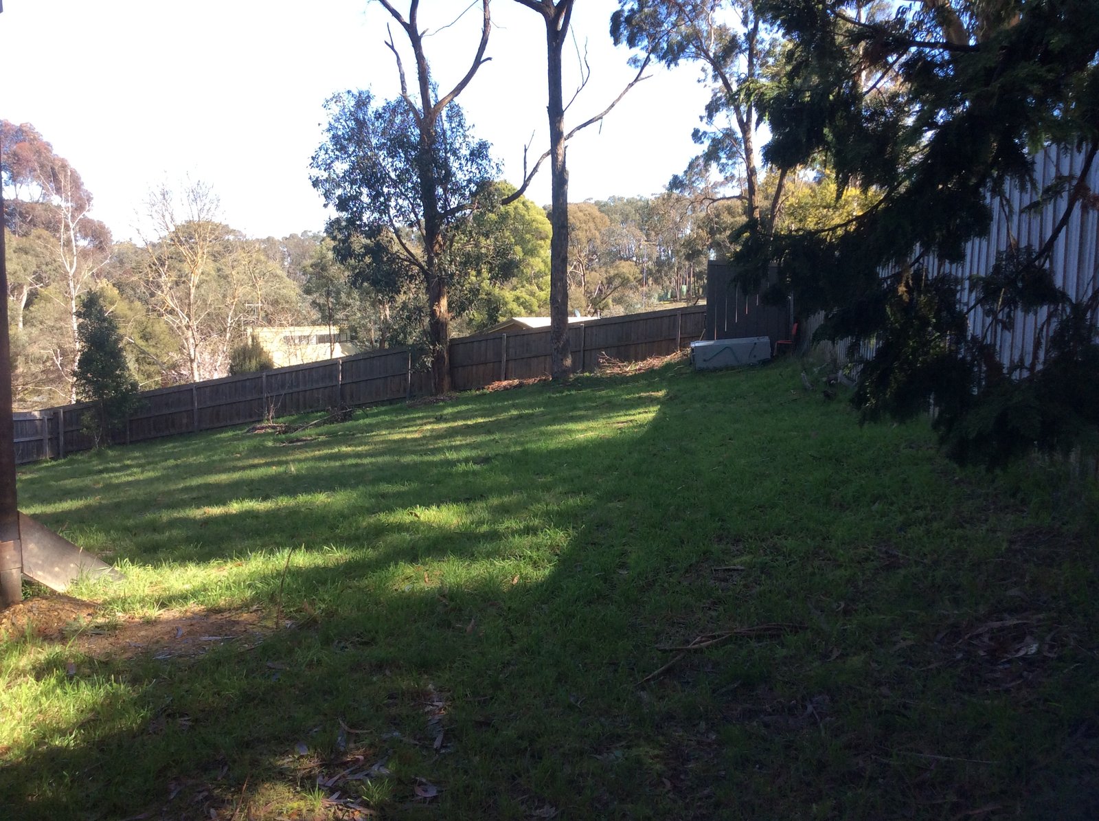 208 Eddy Avenue MOUNT HELEN 6