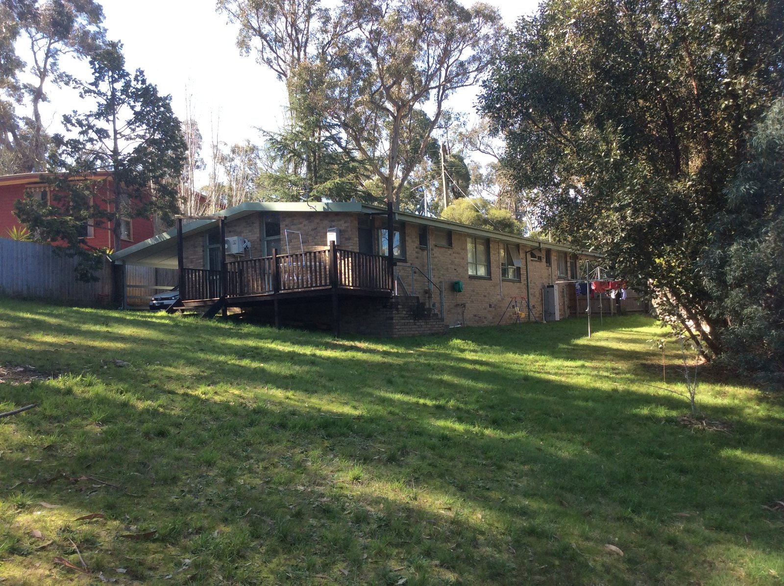 208 Eddy Avenue MOUNT HELEN 8