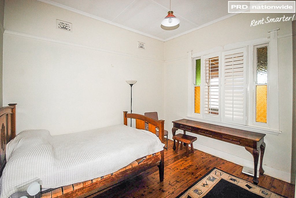 208 Edward Street WAGGA WAGGA 6