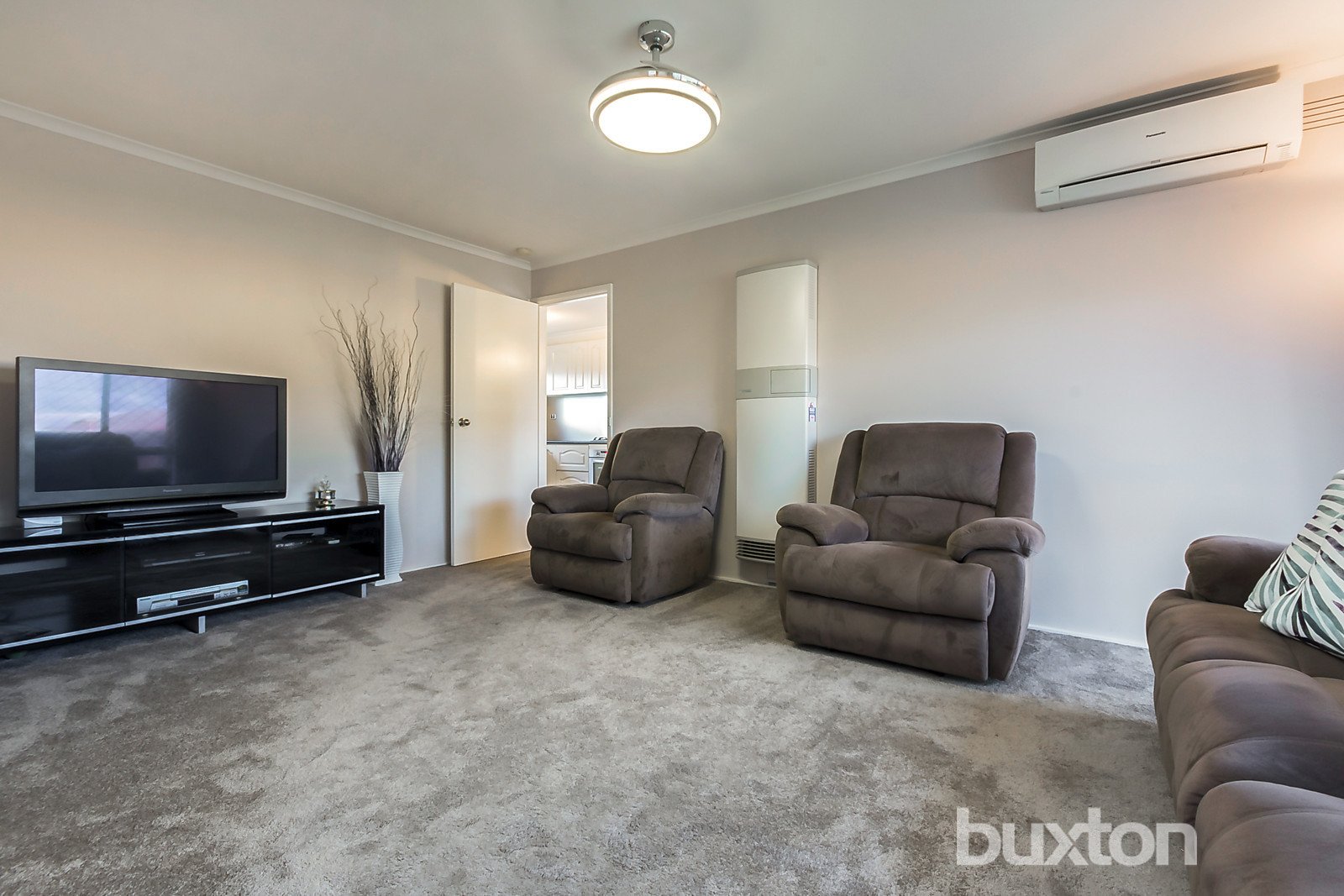 Gallery: 208 Francis Street