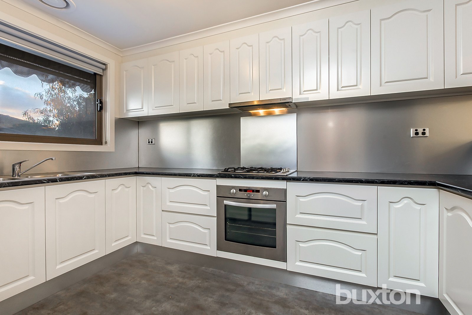 Gallery: 208 Francis Street