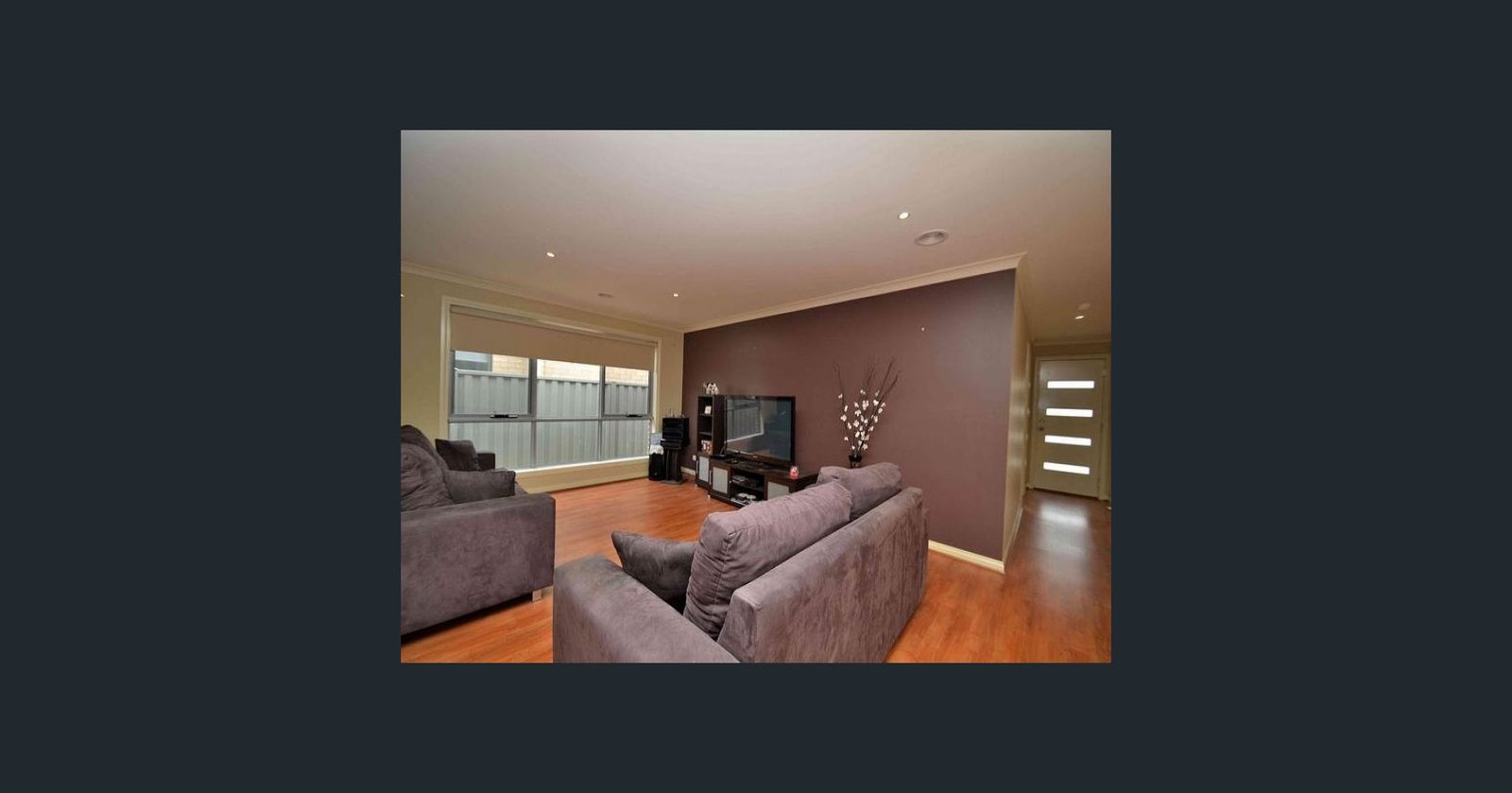 Gallery: 208 Learmonth Road