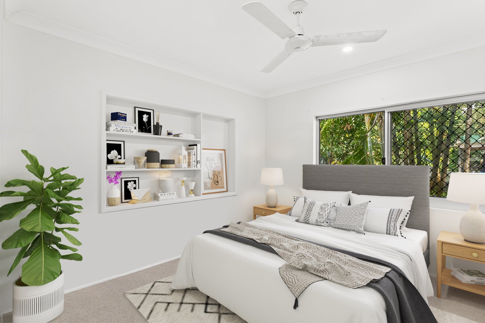 208 Shute Harbour Road CANNONVALE 17