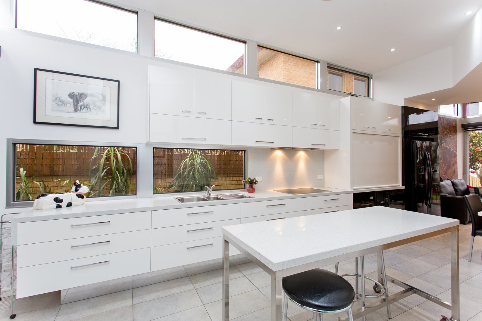 208 Wendouree Parade LAKE WENDOUREE 7