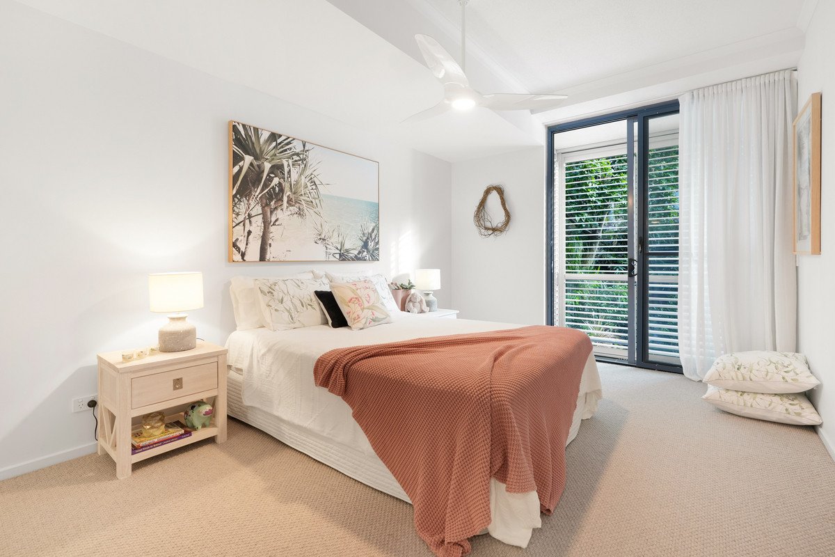 2081/1 Ocean Street Burleigh Heads 20