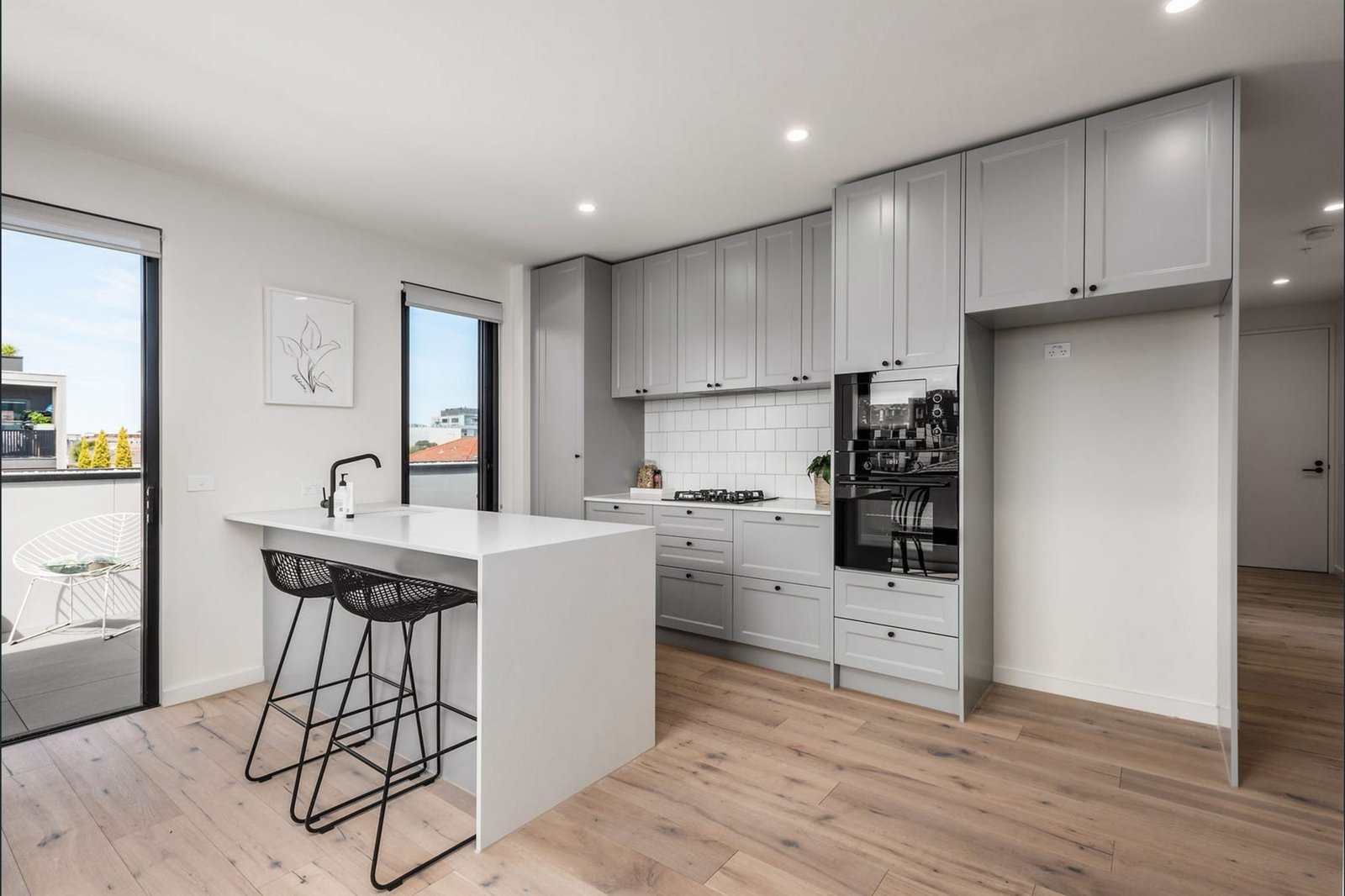 Gallery: 208/15 Hamilton Street